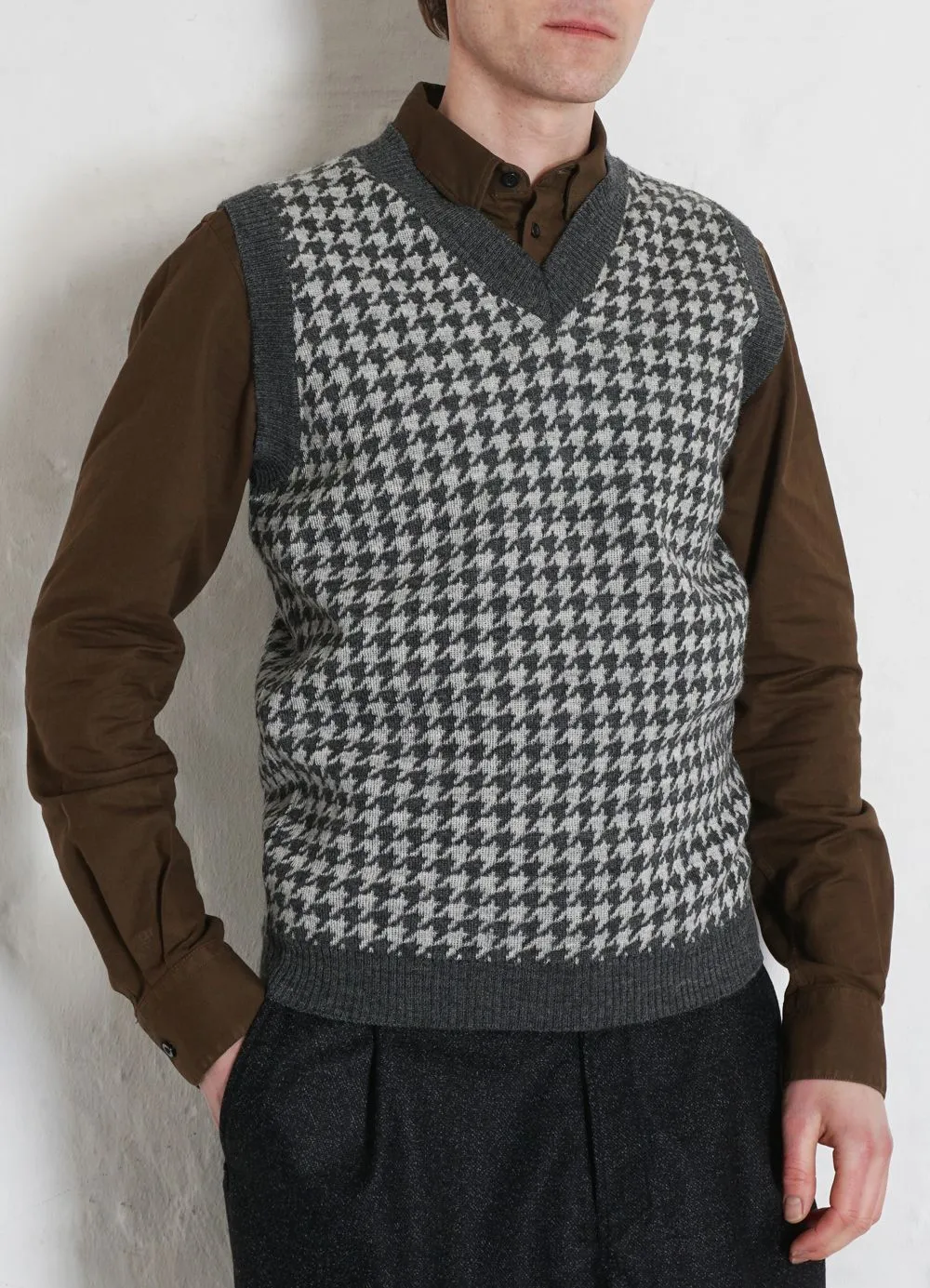 TIM | Hounds Tooth Vest | Grey Hound